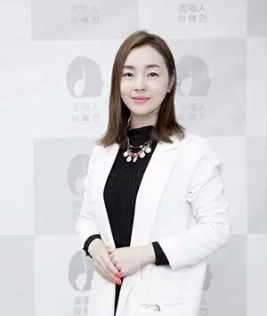 泰安金佳玭 美容协会会长